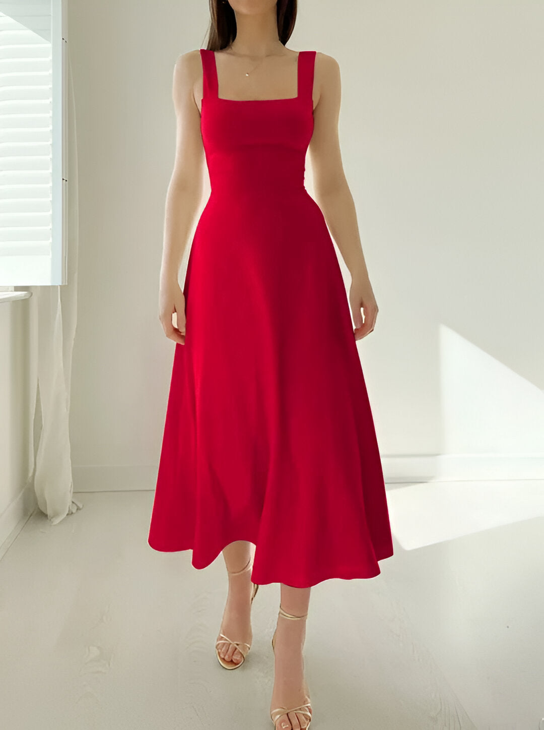Siglinde™ – Moderns Midi Kleita
