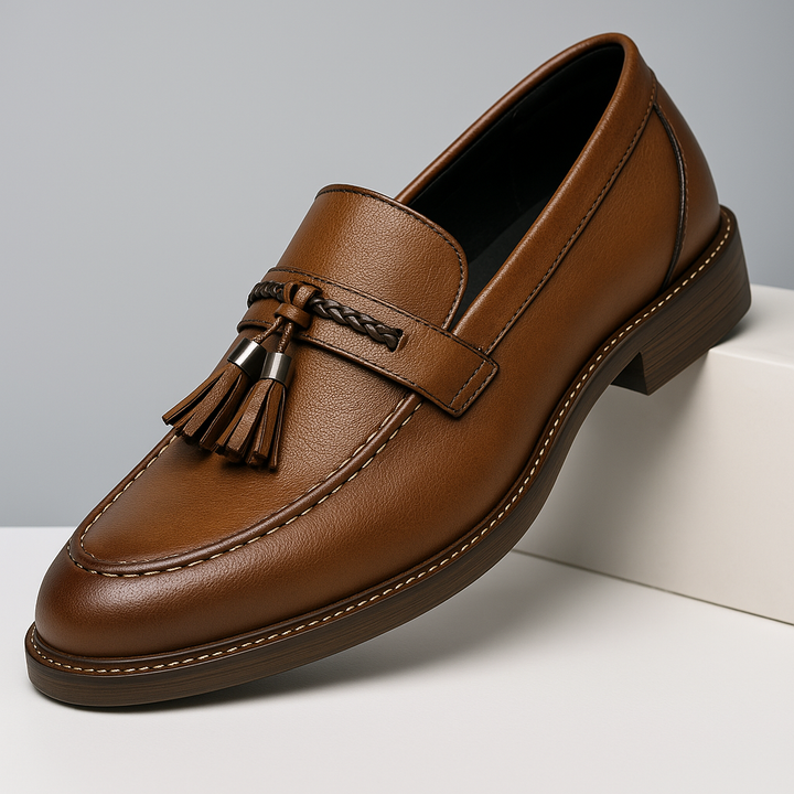 Leren Loafers ar bumbām