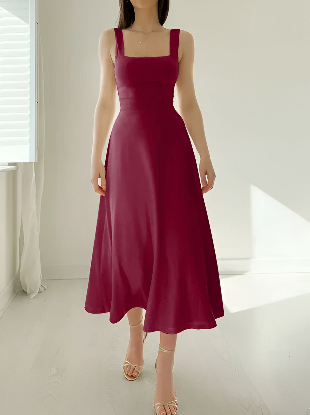 Siglinde™ – Moderns Midi Kleita
