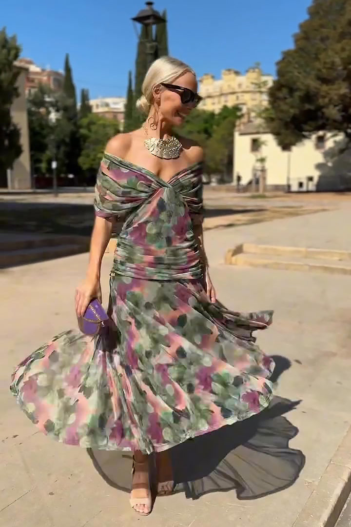 Louise | Eleganta Maxi Kleita ar V veida Izgriezumu