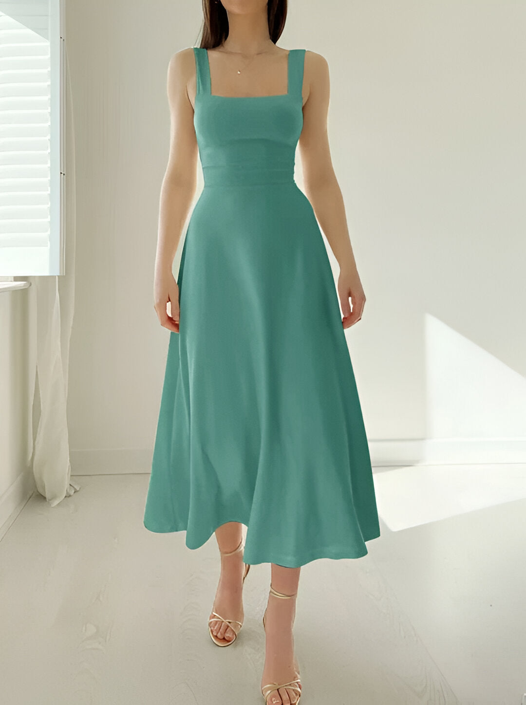 Siglinde™ – Moderns Midi Kleita