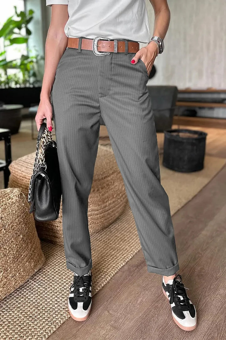 JANICE | ELEGANTAS BIKSES AR SVĪTRIEM