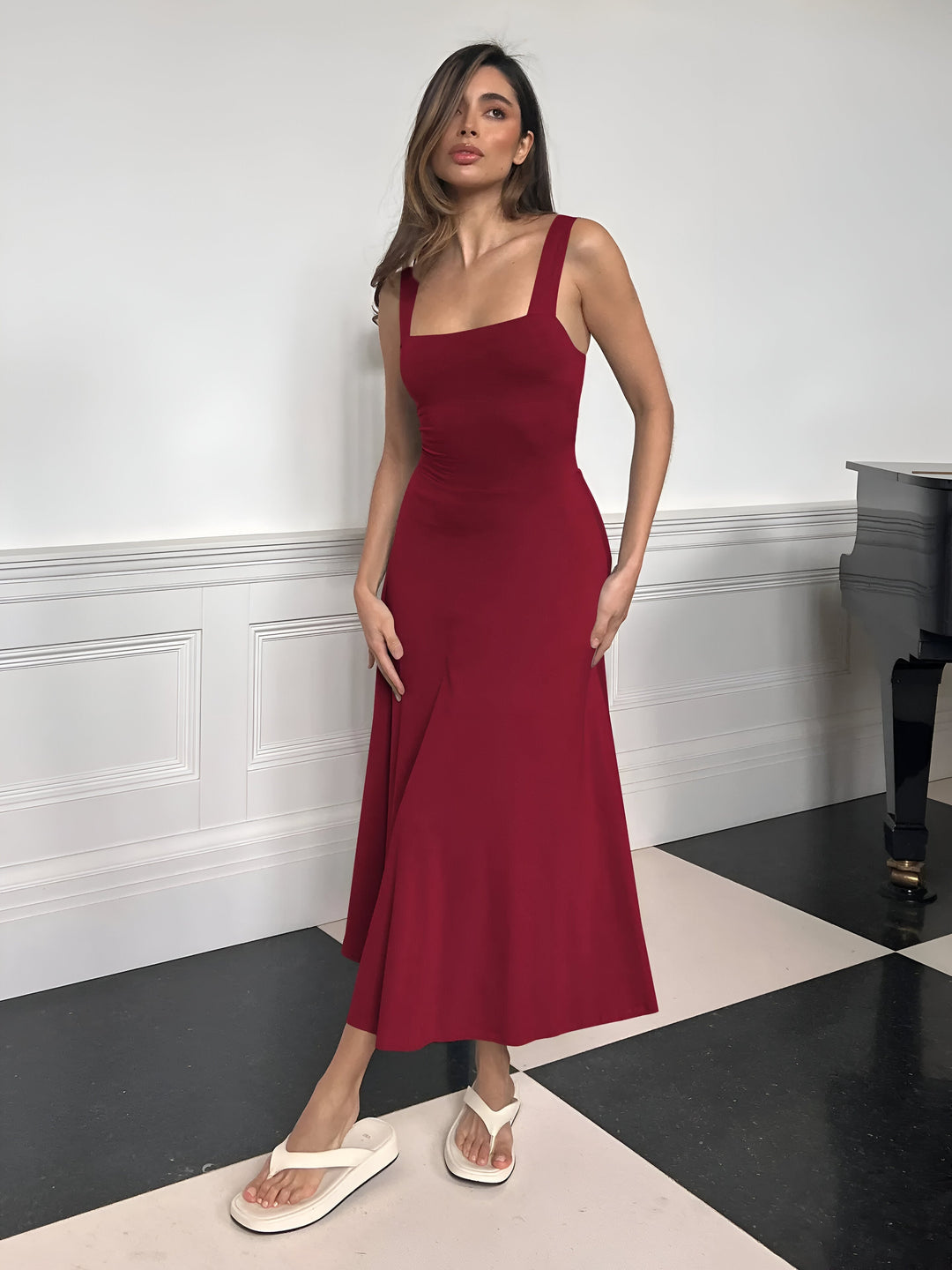 Siglinde™ – Moderns Midi Kleita