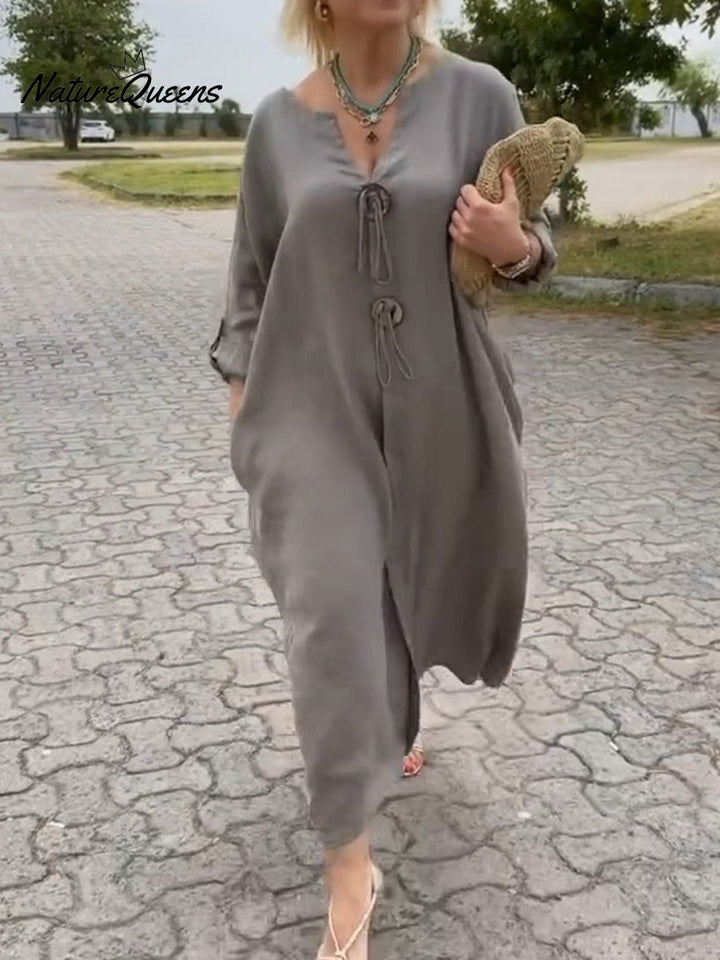 Noor – Garā kleita ar koka akcentiem un brīvām piedurknēm