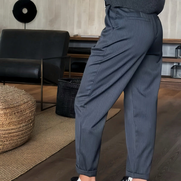 JANICE | ELEGANTAS BIKSES AR SVĪTRIEM